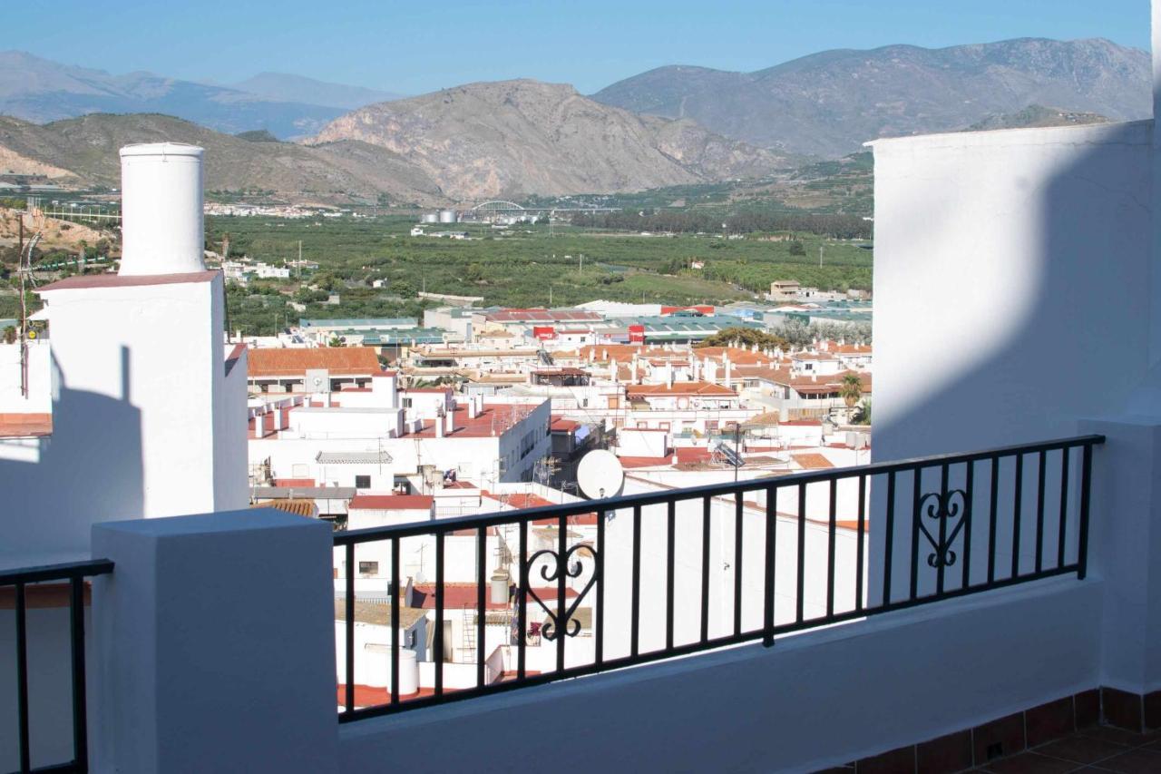 Casa Carmen Terraza Y Patio Privado En Salobrena Βίλα Εξωτερικό φωτογραφία