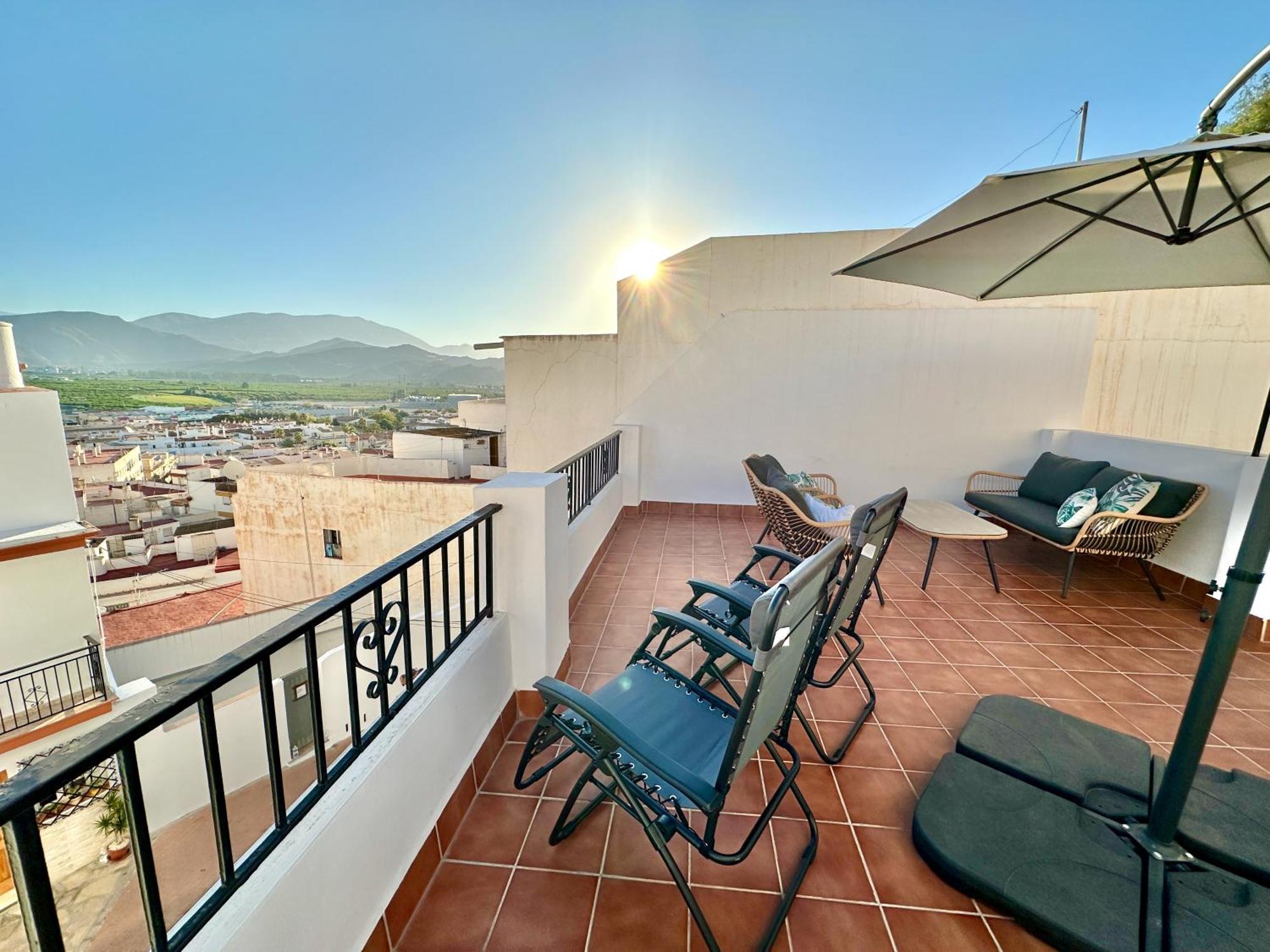 Casa Carmen Terraza Y Patio Privado En Salobrena Βίλα Εξωτερικό φωτογραφία